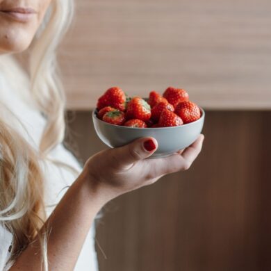 Benessere e capelli: come la dieta influenza la salute dei capelli