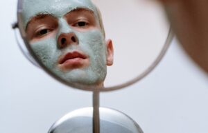 Mente e pelle: come gestire lo stress per combattere l'acne