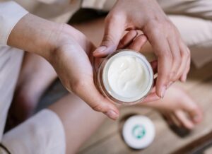 Come Eliminare le Occhiaie: cosmetici e rimedi naturali